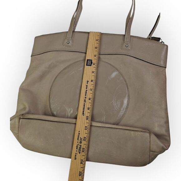 COACH BEIGE CC LOGO GENUINE LEATHER LARGE TOTE SHOULDER BAG HANDBAG PURSE BOHO - Picture 8 of 12